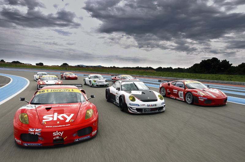 Illustration for article titled 2009 FIA GT Racers Trot Out For Spring Testing In France